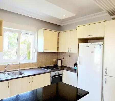 Side Hill 1 Apartman *
